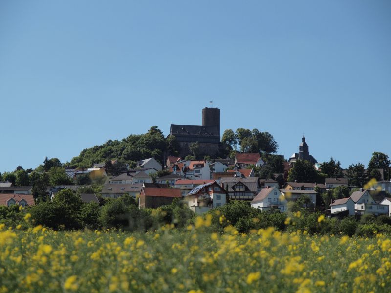 Vorschaubild Ansicht Burg Gleiberg (Titelfoto)