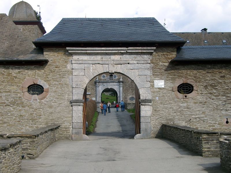 Burg Schnellenberg